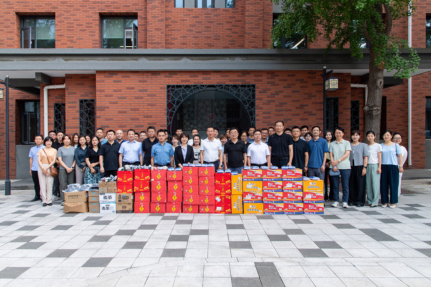 新闻用-0715大帽-刘江涛.jpg