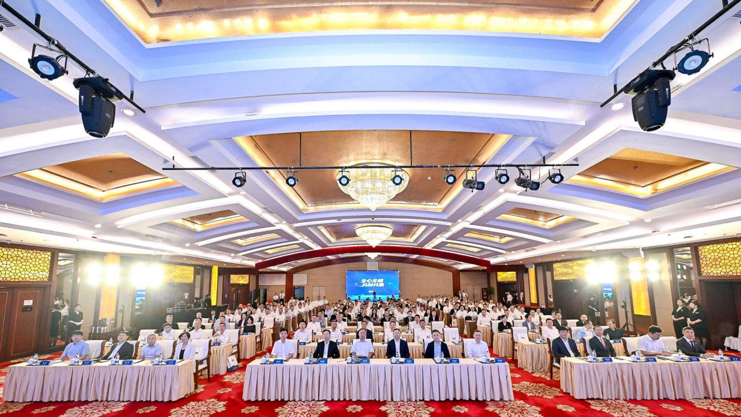 图片0.jpg